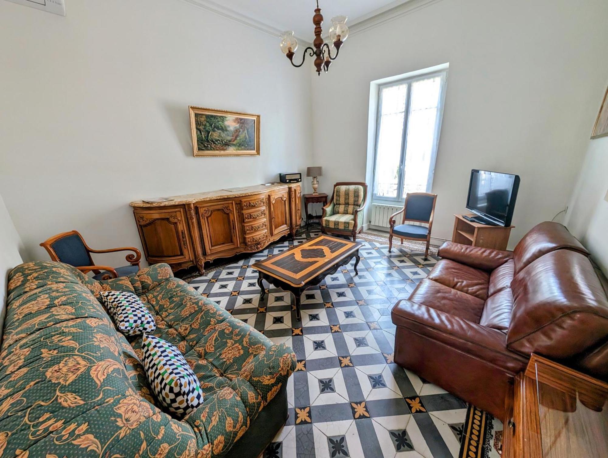 Maison De Style Tout Confort, Position Ideale, Avec Clim Et Petit Exterieur Orange  Dış mekan fotoğraf